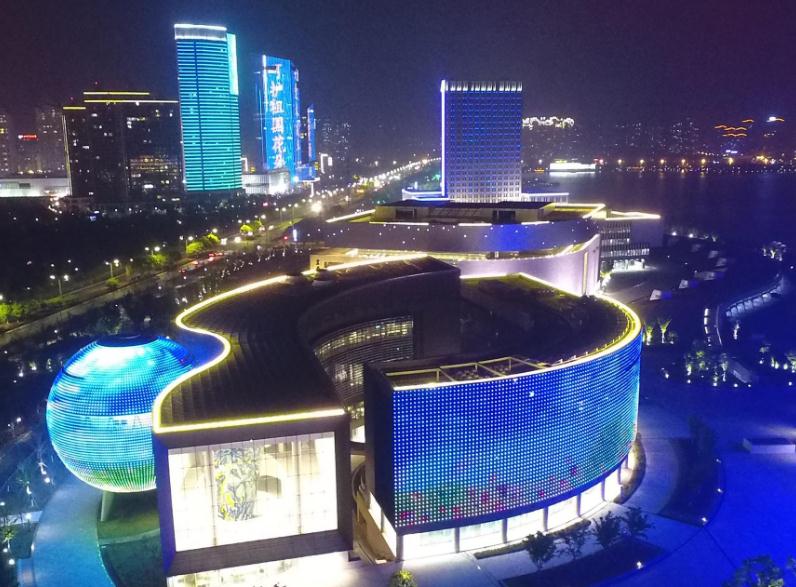 科技感樓體亮化，讓城市更美好