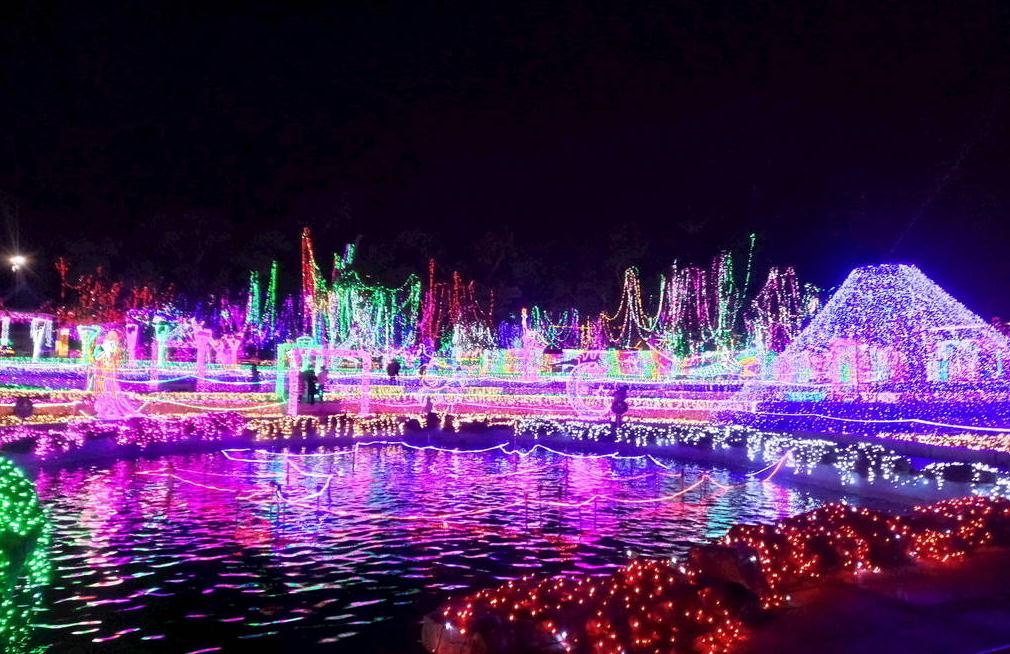 夜游經(jīng)濟(jì)燈光璀璨，點(diǎn)亮城市夜景